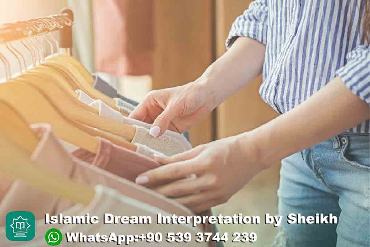 Buying New Dress in Dream Islam