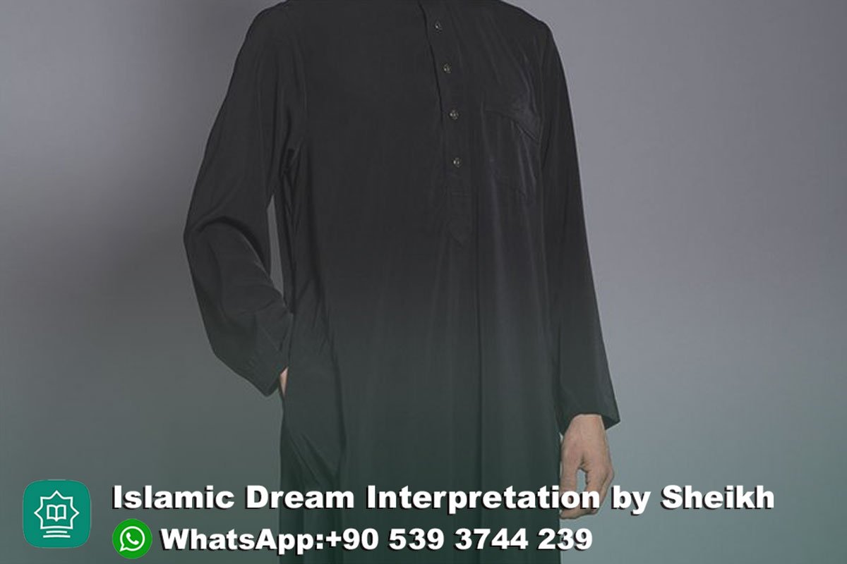 Dreaming of a Man Wearing Black Clothes in Islam