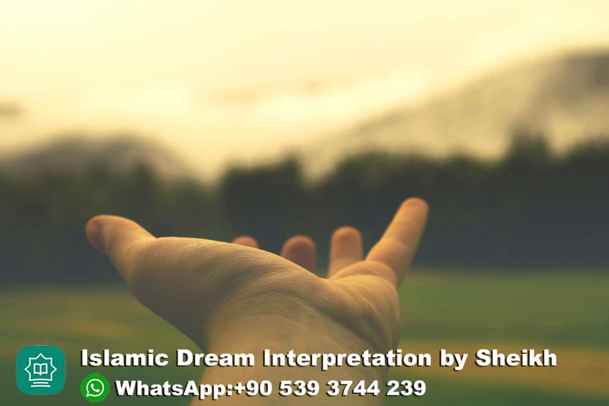 dead person holding my hand in dream islam